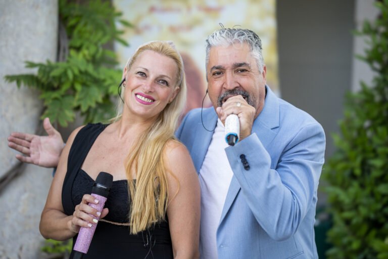 ff749be3-9f29-4c18-8b85-63f451bba66d